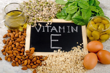 trị sẹo bằng vitamin E